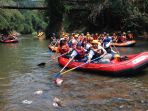 operasi-bersih-sungai-ciliwung-bersama-askrindo-dan-yalisa_20191111_154805.jpg