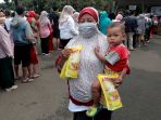 operasi-minyak-goreng-murah-di-tangsel_20220111_131923.jpg