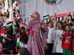 opick-dan-mellu-goeslaw-di-sdit-darul-abidin3_20170529_114051.jpg<pf>opick-dan-mellu-goeslaw-di-sdit-darul-abidin_20170529_105326.jpg<pf>opick-dan-mellu-goeslaw-di-sdit-darul-abidin1_20170529_104953.jpg