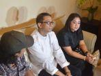 orangtua-vanessa-angel-jumpa-pers.jpg