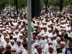 ormas-islam-demo-ahok-di-depan-balaikota_20161017_151722.jpg