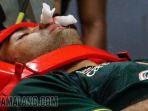 otavio-dutra-persebaya-pendarahan-hidung.jpg