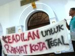 ott-walikota-tegal_20170830_062314.jpg