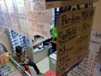 outlet-penjualan-kartu-perdana_20171123_135842.jpg