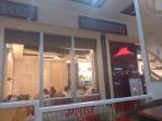 outlet-pizza-hut-mal-artha-gading_20160905_152150.jpg