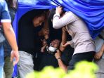 outopsi-ekshumasi-korban-tragedi-kanjuruhan_20221105_120115.jpg