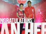 owibutet-terima-penghargaan-tiket-gratis-seumur-hidup_20160909_163721.jpg