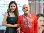 ozy-sahputra-hadiri-pembukaan-klinik-kecantikan-beautystudione_20190529_170945.jpg