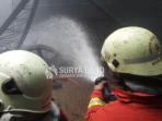 pabrik-minyak-surabaya_20150322_100040.jpg