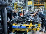 pabrik-perakitan-mobil-mercedes-benz-di-rastatt.jpg
