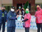 paguyuban-sosial-marga-tionghoa-indonesia-beri-bantuan-2000-apd-untuk-tangani-covid-19.jpg
