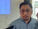 pakar-hukum-tata-negara-feri-amsari-saat-ditemui-awak-media.jpg