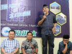 pakar-komunikasi-aqua-dwipayana-saat-berbicara.jpg