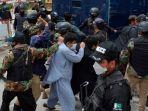pakistan-dan-dokter-yang-dipukuli.jpg