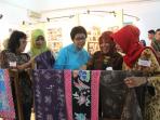 pameran-batik-uns_20161001_103235.jpg