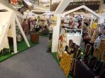 pameran-umkm-di-tengah-pandemi-covid-19_20201119_210313.jpg