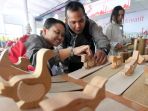 pameran-umkm-indonesia-kreatif-ramai-pengunjung_20170213_121138.jpg