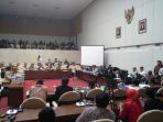 pan-minta-pimpinan-dpr-jangan-perpanjang-kontroversi-hak-angket-kpk1_20170710_161504.jpg