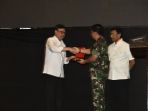 panglima-hadiri-raker-gubernur-se-indonsia_20180208_140503.jpg