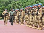 panglima-tni-berangkatkan-175-prajurit-satgas-kizi_20170124_163418.jpg