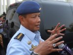 panglima-tni-dan-jajaran-laporkan-rencana-hut-tni-ke-presiden_20150922_212639.jpg