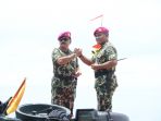 panglima-tni-dikukuhkan-sebagai-warga-kehormatan-korps-marinir_20180222_170949.jpg