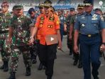 panglima-tni-marsekal-hadi-sebut-pencarian-badan-lion-air-jt-610-mulai-menemui-titik-terang_20181031_144807.jpg