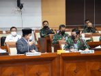 panglima-tni-menhan-dan-kepala-staf-angkatan-raker-dengan-komis_20210602_185345.jpg