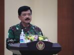 panglima-tni-pimpin-rapat-gugus-tugas-covid-19-di-kalimantan-sel_20200724_155531.jpg