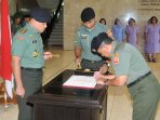 panglima-tni-pimpin-sertijab-asops_20160606_121736.jpg