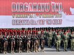 panglima-tni-tinjau-gladi-bersih-hut-ke-72-tni-tahun-2017_20171003_233829.jpg