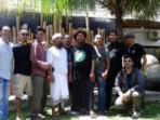 panitia-dan-musisi-di-bali-reggae-star-festival-2015_20150206_090108.jpg