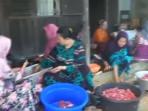 panitia-haul-akbar-syech-muhammad-arsyad-al-banjari-siapkan-45-ribu-nasi-bungkus_20160711_160136.jpg