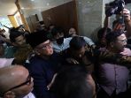 panji-gumilang-jalani-pemeriksaan-di-bareskrim-polri_20230703_172841.jpg