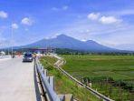 panorama-jalan-tol-pandaan-malang-dengan-latar-gunung-arjuno.jpg