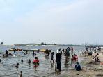pantai-ancol-lebaran-nih4.jpg