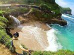 pantai-banyutibo.jpg