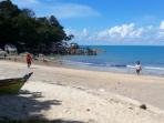 pantai-di-pulau-bangka_20160610_110909.jpg