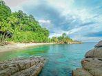 pantai-hukurila.jpg