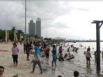 pantai-lagoon-ancol-taman-impian.jpg