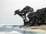 pantai-payamsari-tasikmalaya.jpg
