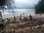 pantai-pulau-merah_20160820_145906.jpg
