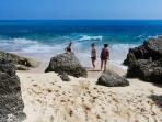 pantai-tegal-wangi-jimbaran-bali_20150623_165721.jpg
