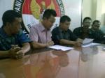 panwas-makassar-konferensi-pers-terkait-pemilihan-wali-kota-makassar.jpg