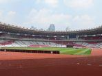 para-pekerja-tampak-sibuk-mempersiapkan-stadion-gelora-bung-karno.jpg