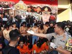 para-pelaku-kerusuhan-di-asrama-polri-petamburan-dan-slipi-ja.jpg