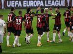 para-pemain-ac-milan-merayakan-gol.jpg