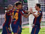 para-pemain-barcelona-lionel-messi-cs-merayakan-gol-ansu-fati.jpg