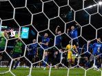 para-pemain-italia-merayakan-kemenangan-atas-spanyol-semifinal-euro-2021.jpg