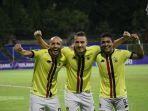 para-pemain-persik-kediri-saat-selebrasi.jpg